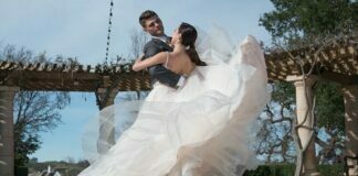 Wedding Photography, Capturing Those Amazing Wedding Dance Moves Wedding Dance Moves Photography