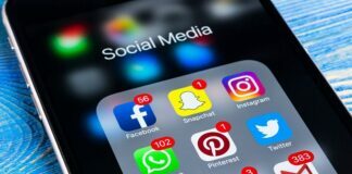 5 Must-Have Socializing Apps on Your Mobile Socializing Apps